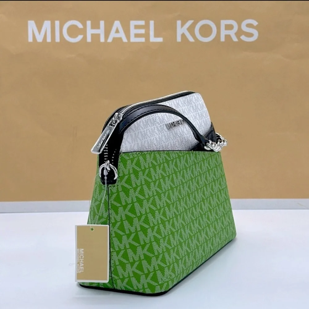 Michael Kors Jet Set Travel Color-Block Signature Logo Crossbody Bag Jangle Gree